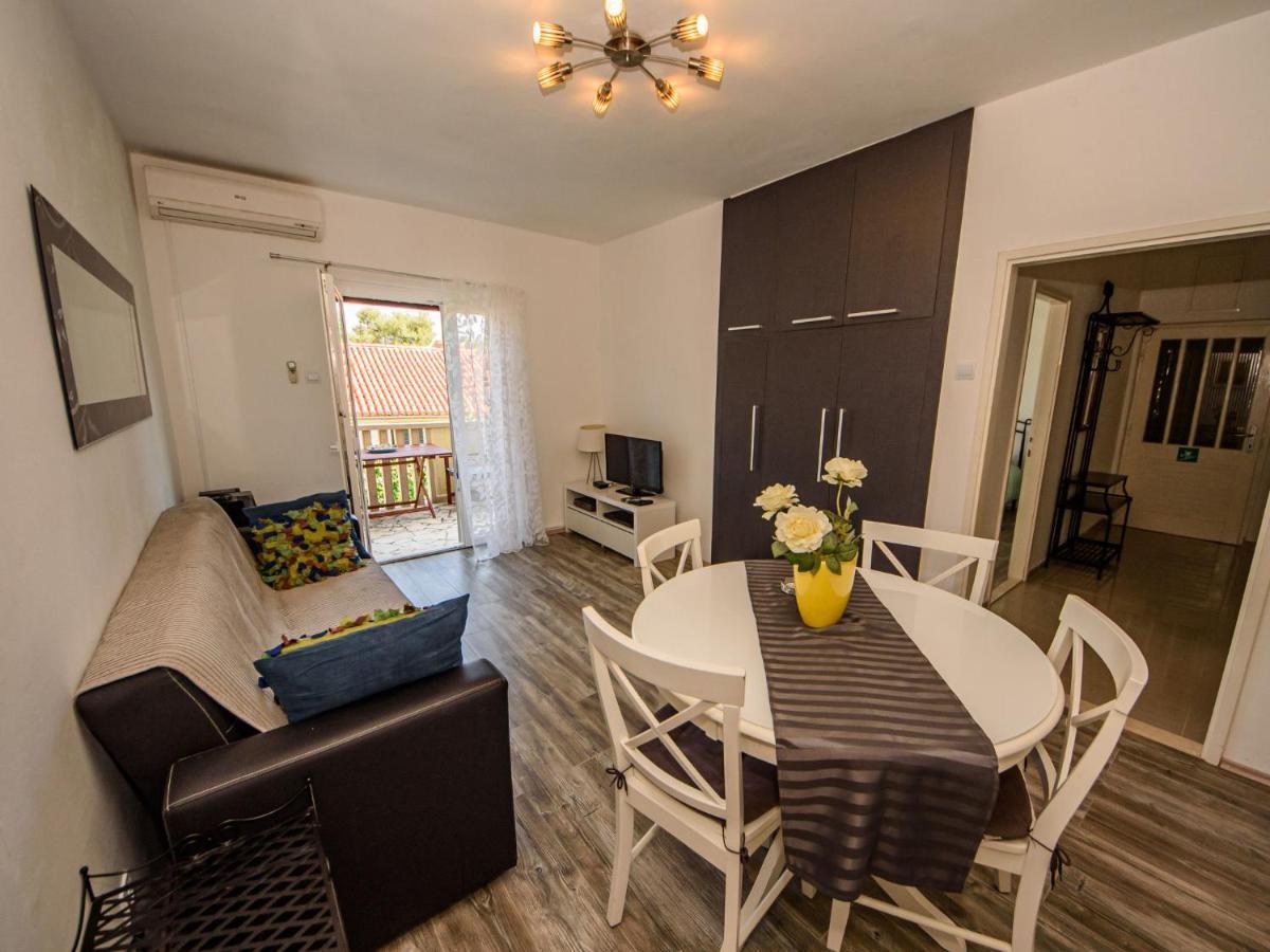 Holiday Silvija Ferienhaus Supetar