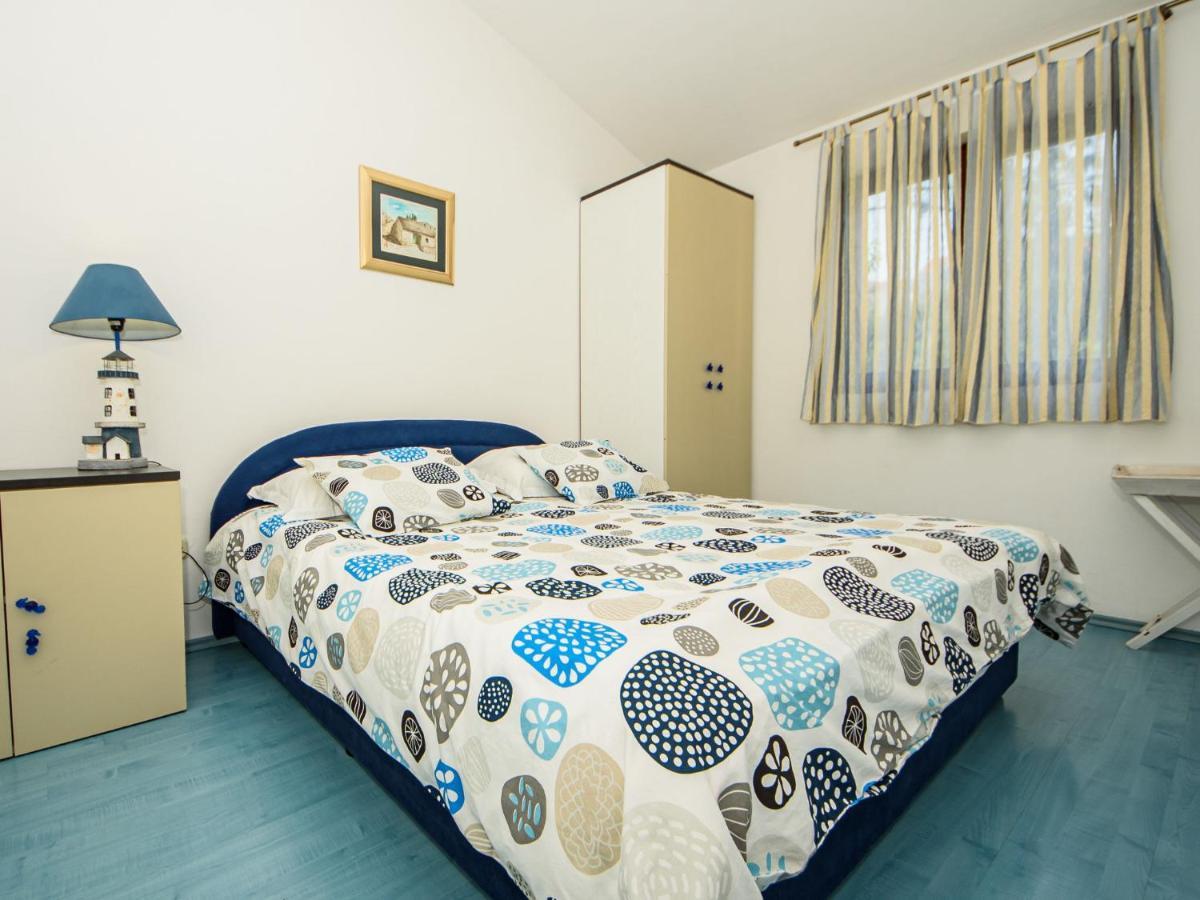 Silvija By Interhome Supetar